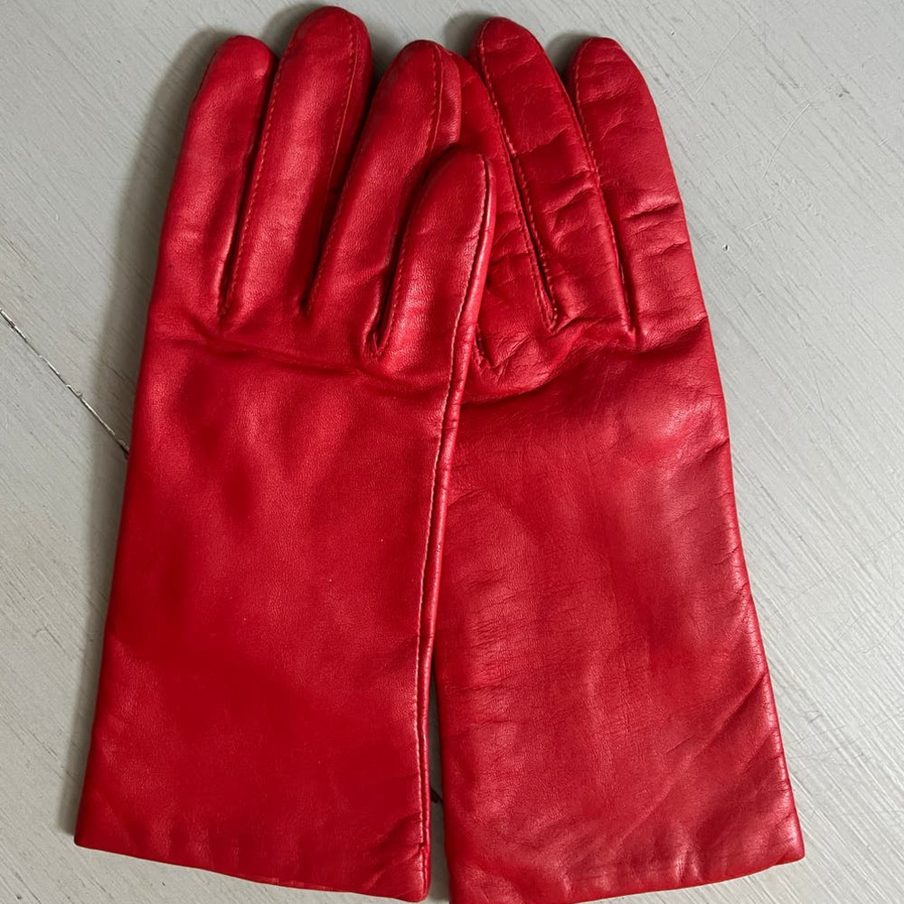 Red Authentic Leather Women's Gloves Size 7